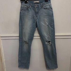 Levi's Curvy Straight Distressed Jeans - Size 26